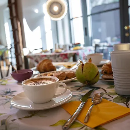 Couette-café D'artemisia D'hôtes